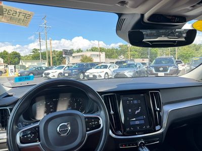 2020 Volvo V60 Cross Country — side profile view