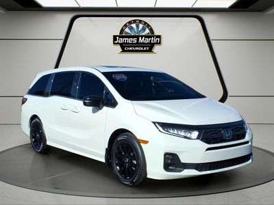 2025 Honda Odyssey — rear three-quarter view