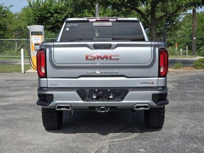 2024 GMC Sierra 1500 — interior view