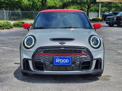 2023 MINI Hardtop — side profile view