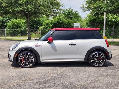 2023 MINI Hardtop — interior view