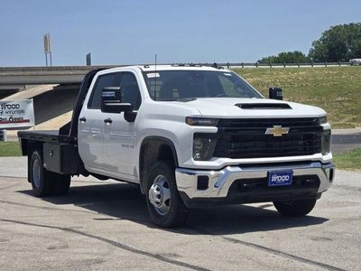 2026 Chevrolet Silverado 3500 HD Chassis Cab — side profile view