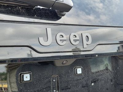 2026 Jeep Cherokee — detail view