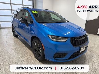 2026 Chrysler Pacifica — side profile view