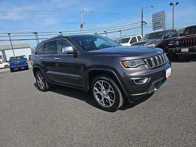2020 Jeep Grand Cherokee — rear three-quarter view