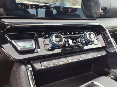 2024 GMC Sierra 1500 — detail view