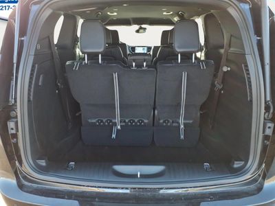 2026 Chrysler Pacifica — detail view