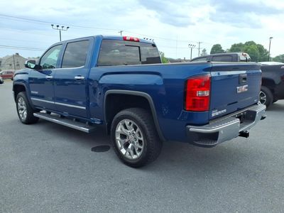 2015 GMC Sierra 1500 — interior view
