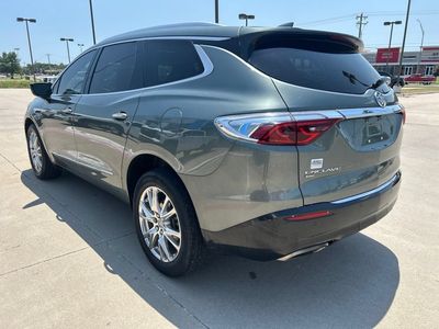 2023 Buick Enclave — detail view