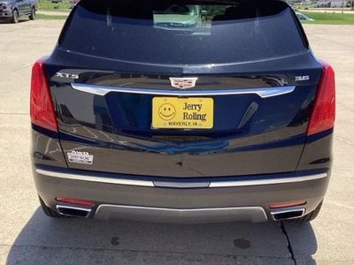 2019 Cadillac XT5 — rear three-quarter view