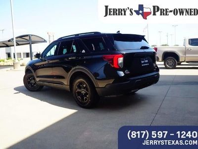 2023 Ford Explorer — side profile view