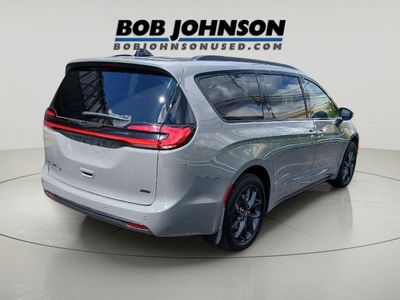 2023 Chrysler Pacifica — rear three-quarter view