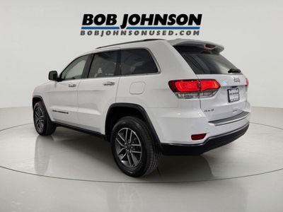 2022 Jeep Grand Cherokee WK — interior view