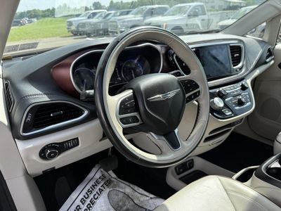 2019 Chrysler Pacifica — interior view