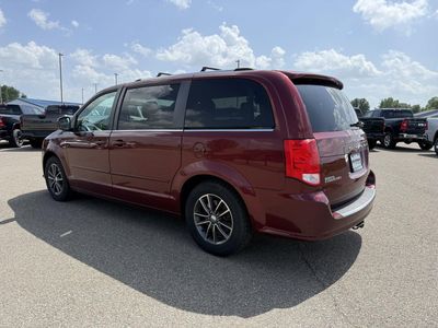 2017 Dodge Grand Caravan — side profile view