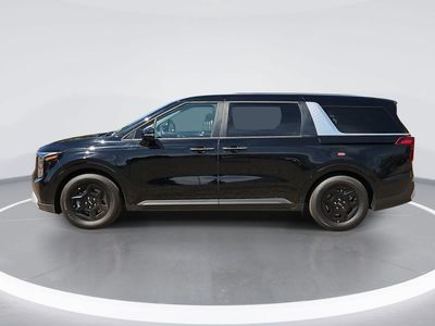 2026 Kia Carnival — detail view