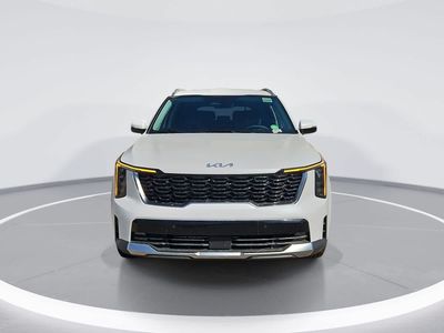 2026 Kia Sorento Hybrid — rear three-quarter view