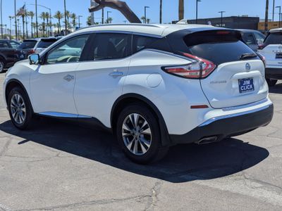 2018 Nissan Murano — interior view