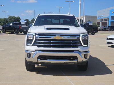 2025 Chevrolet Silverado 2500 HD — side profile view