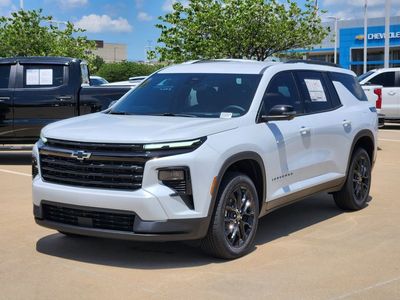 2026 Chevrolet Traverse — side profile view