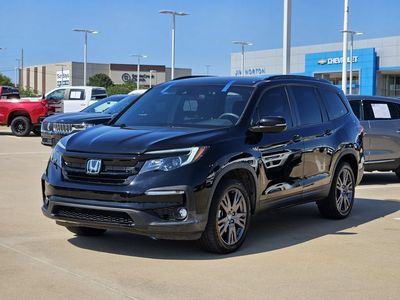 2022 Honda Pilot — rear three-quarter view
