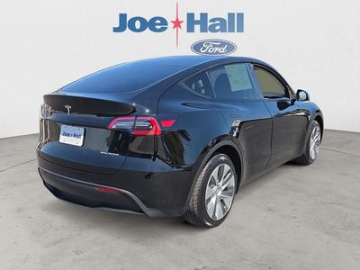 2023 Tesla Model Y — detail view