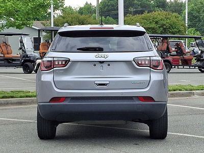 2018 Jeep Compass — detail view