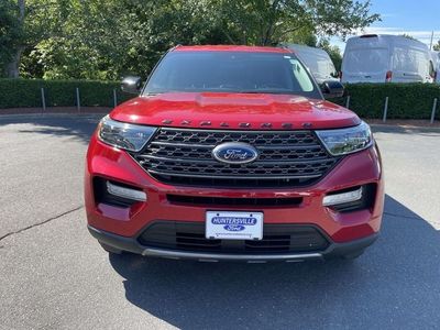 2023 Ford Explorer — side profile view