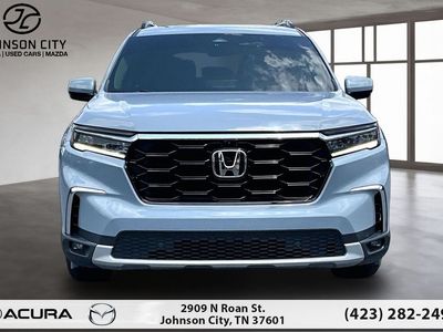 2025 Honda Pilot — rear three-quarter view