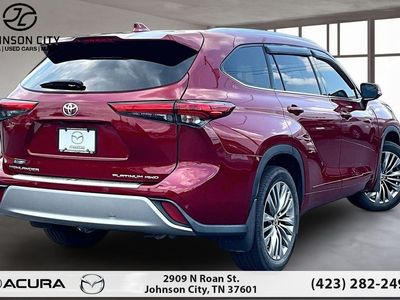 2020 Toyota Highlander — side profile view