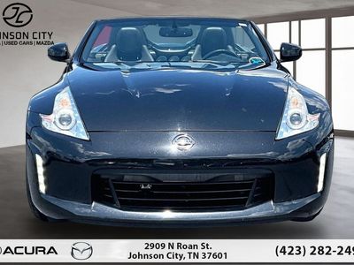 2014 Nissan 370Z — rear three-quarter view