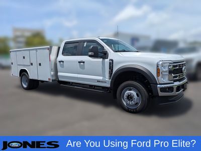 2026 Ford F-450 — rear three-quarter view