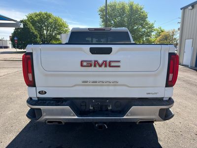 2019 GMC Sierra 1500 — interior view