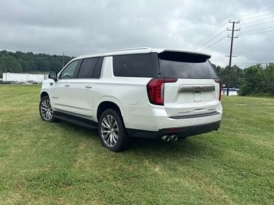 2021 GMC Yukon XL — detail view
