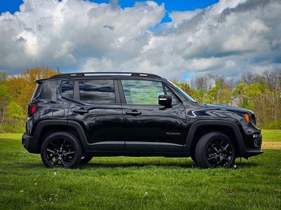 2022 Jeep Renegade — side profile view