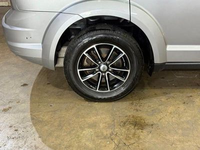 2018 Dodge Journey — detail view