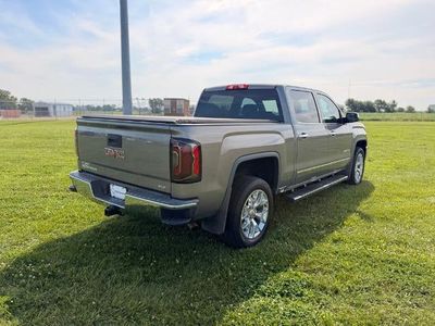 2017 GMC Sierra 1500 — detail view