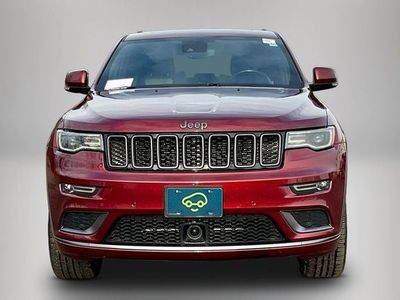 2020 Jeep Grand Cherokee — side profile view