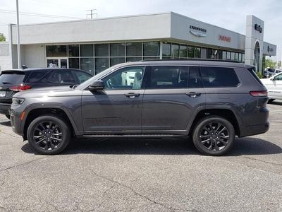 2026 Jeep Grand Cherokee — side profile view