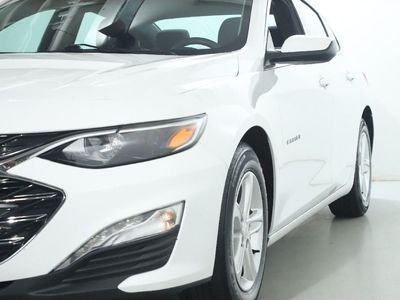 2023 Chevrolet Malibu — interior view