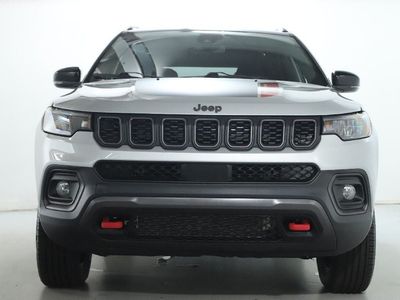 2025 Jeep Compass — detail view
