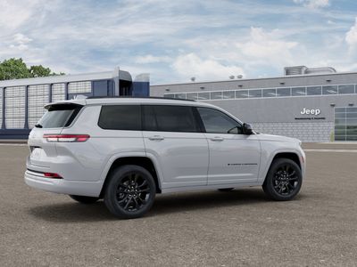 2026 Jeep Grand Cherokee — side profile view