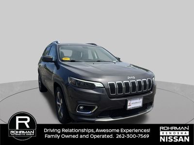 2019 Jeep Cherokee — rear three-quarter view