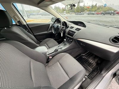 2013 Mazda Mazda3 — detail view