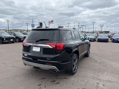 2019 GMC Acadia — detail view
