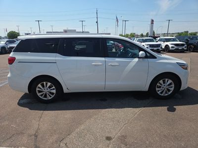 2017 Kia Sedona — interior view