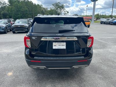 2023 Ford Explorer — detail view