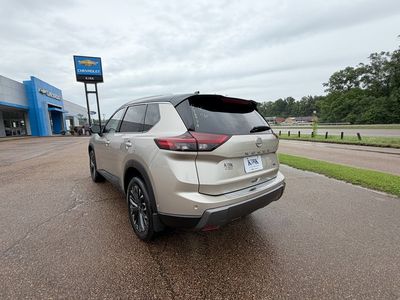 2025 Nissan Rogue — interior view