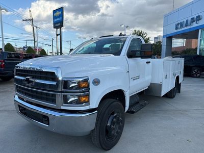 2023 Chevrolet Silverado MD — side profile view