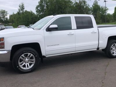 2018 Chevrolet Silverado 1500 — interior view